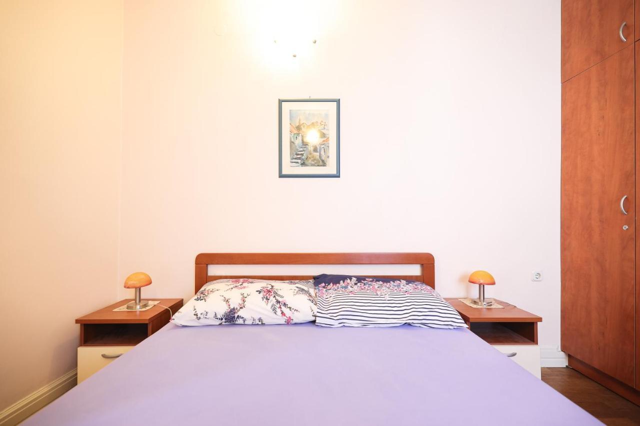 Two Bedroom Apartment In City Center Igor ซาดาร์ ภายนอก รูปภาพ